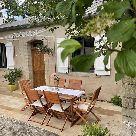 Le Clos Des Erables Дом отдыха Дижон